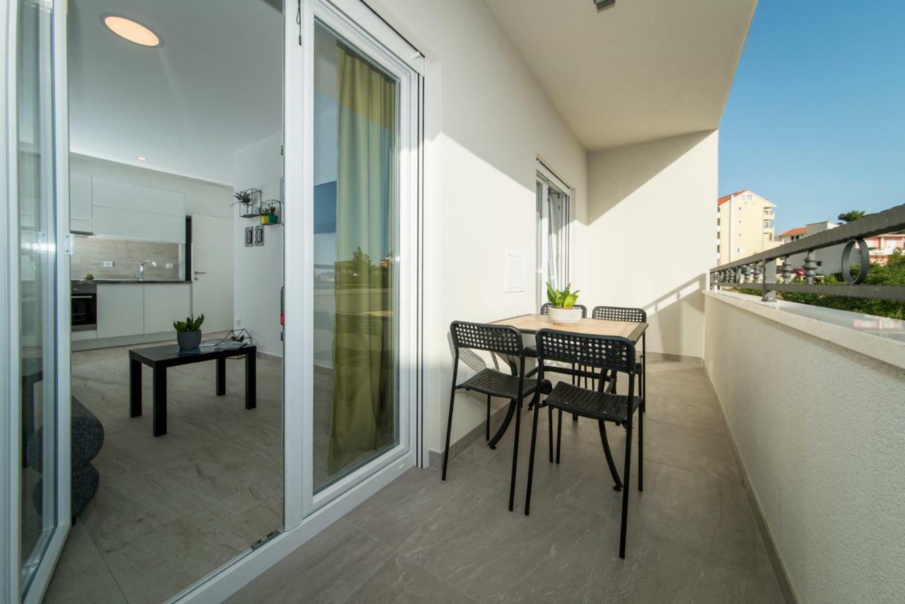 Apartmani Spiline - Mia Baška Voda Exterior foto